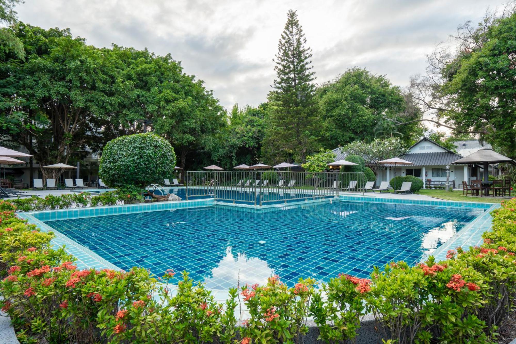 Sunshine Garden Resort Патая Екстериор снимка