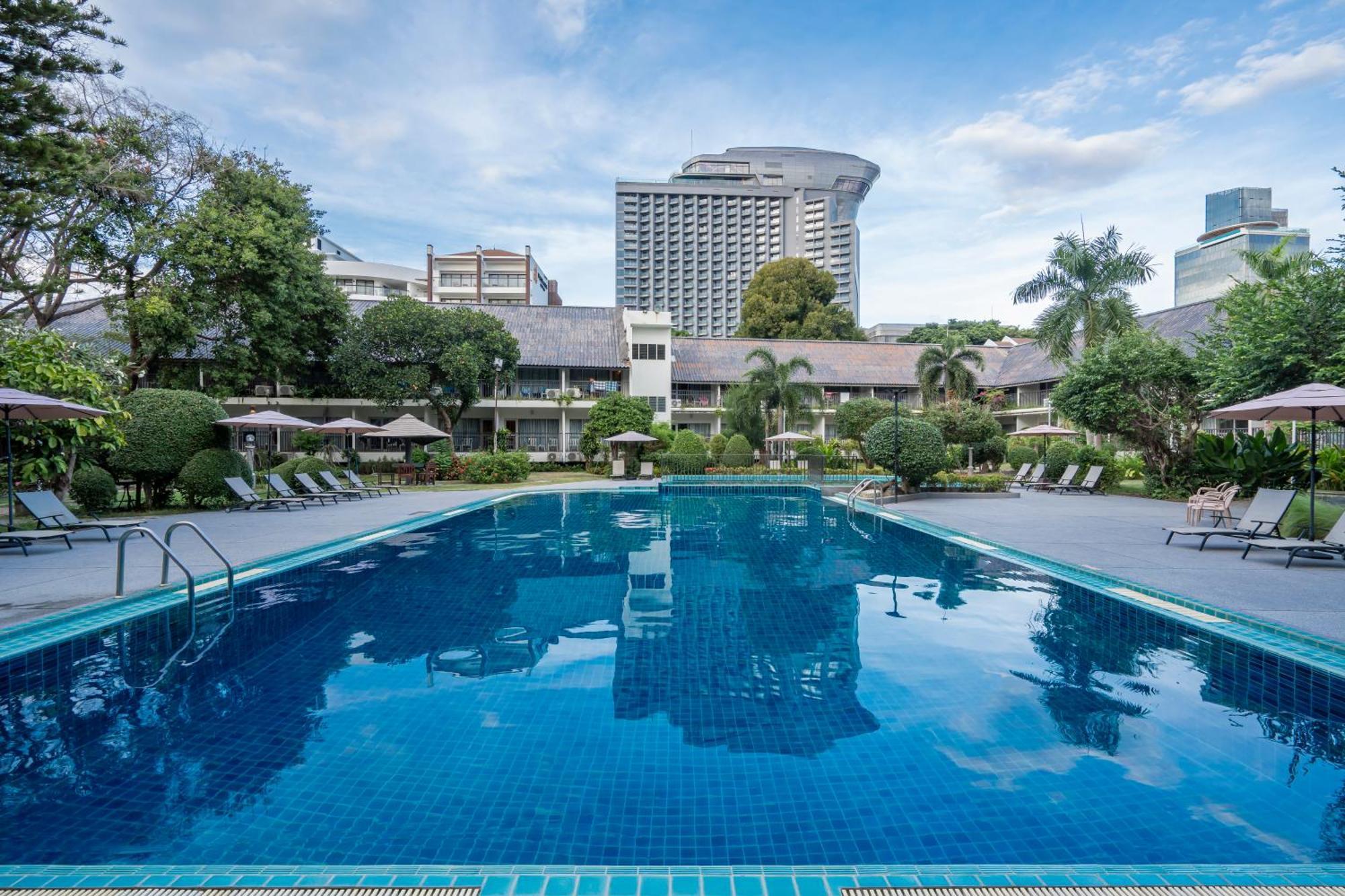 Sunshine Garden Resort Патая Екстериор снимка
